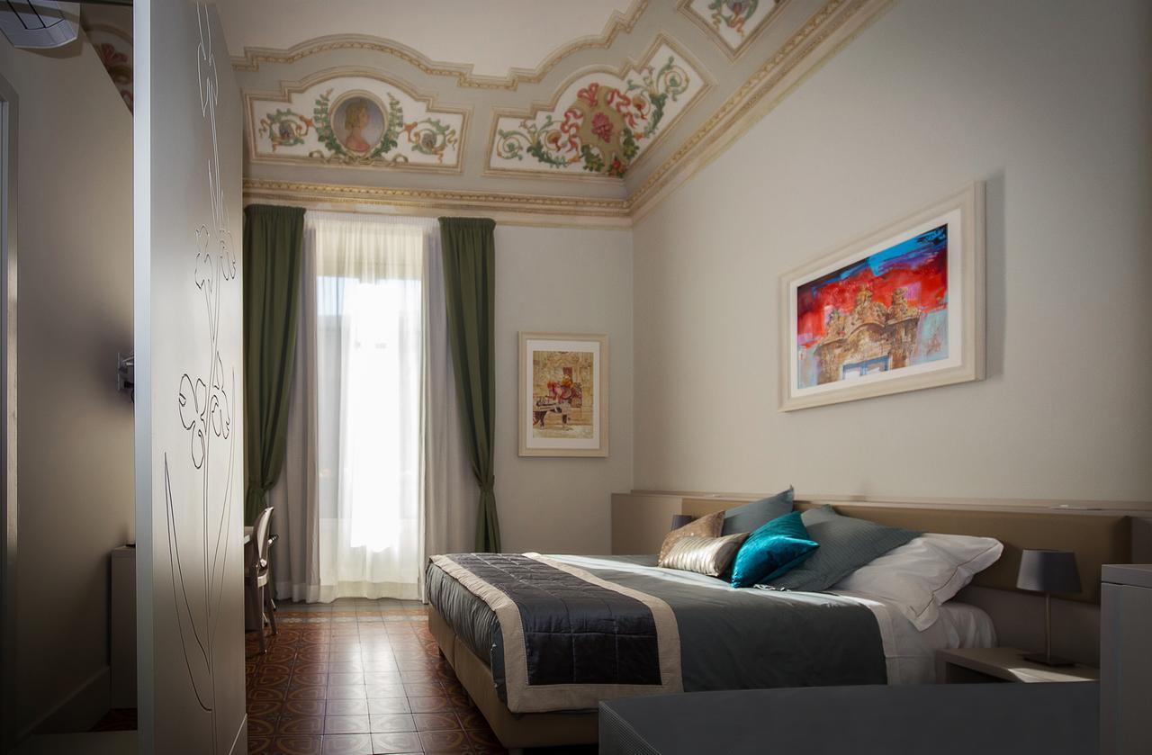 Magione Del Re Hotel Catania Bagian luar foto